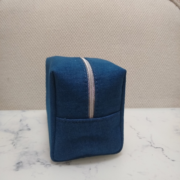 New Dior Limited Edition Dior Denim Beauty Makeup Pouch Bag Clutch - Picture 3 of 11